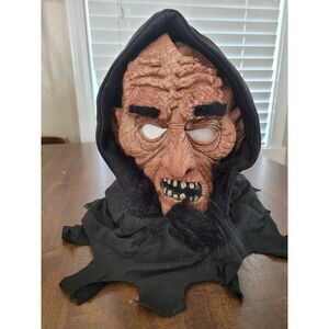 Halloween Vintage Old Man Wrinkled Face Rubber Mask w/Black Hood Cloak Costume